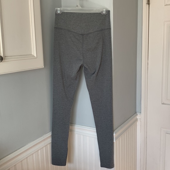 Girlfriend Collective grey, soft leggings, size small - Picture 4 of 5